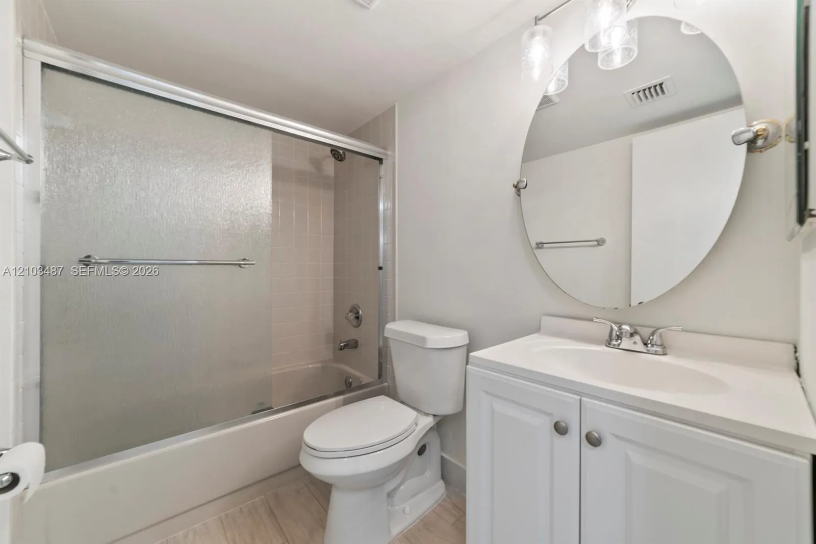 5850 Camino Del Sol #206