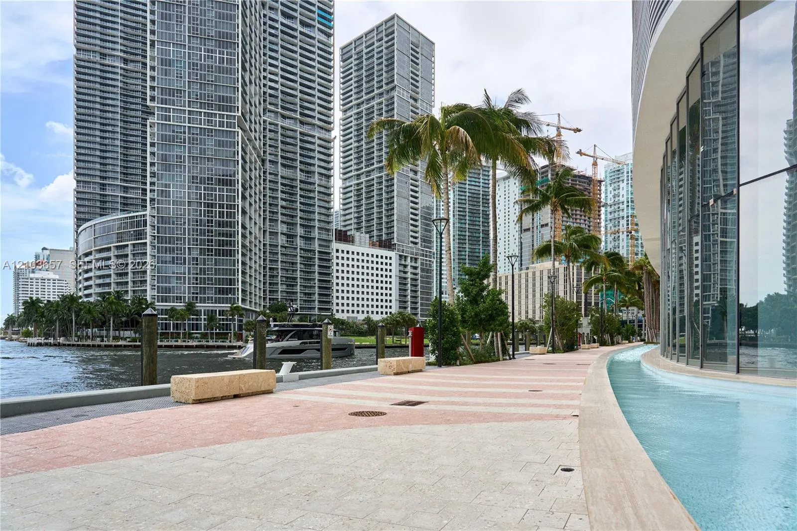 300 Biscayne Boulevard Way #5205W