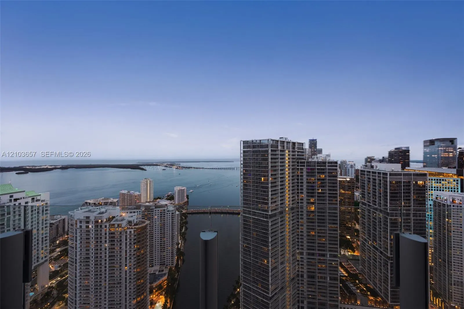 300 Biscayne Boulevard Way #5205W