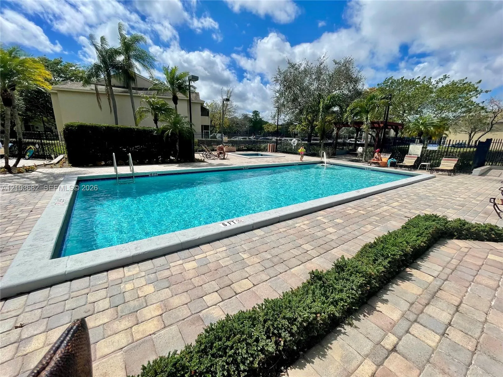 660 Cypress Club Way #I11