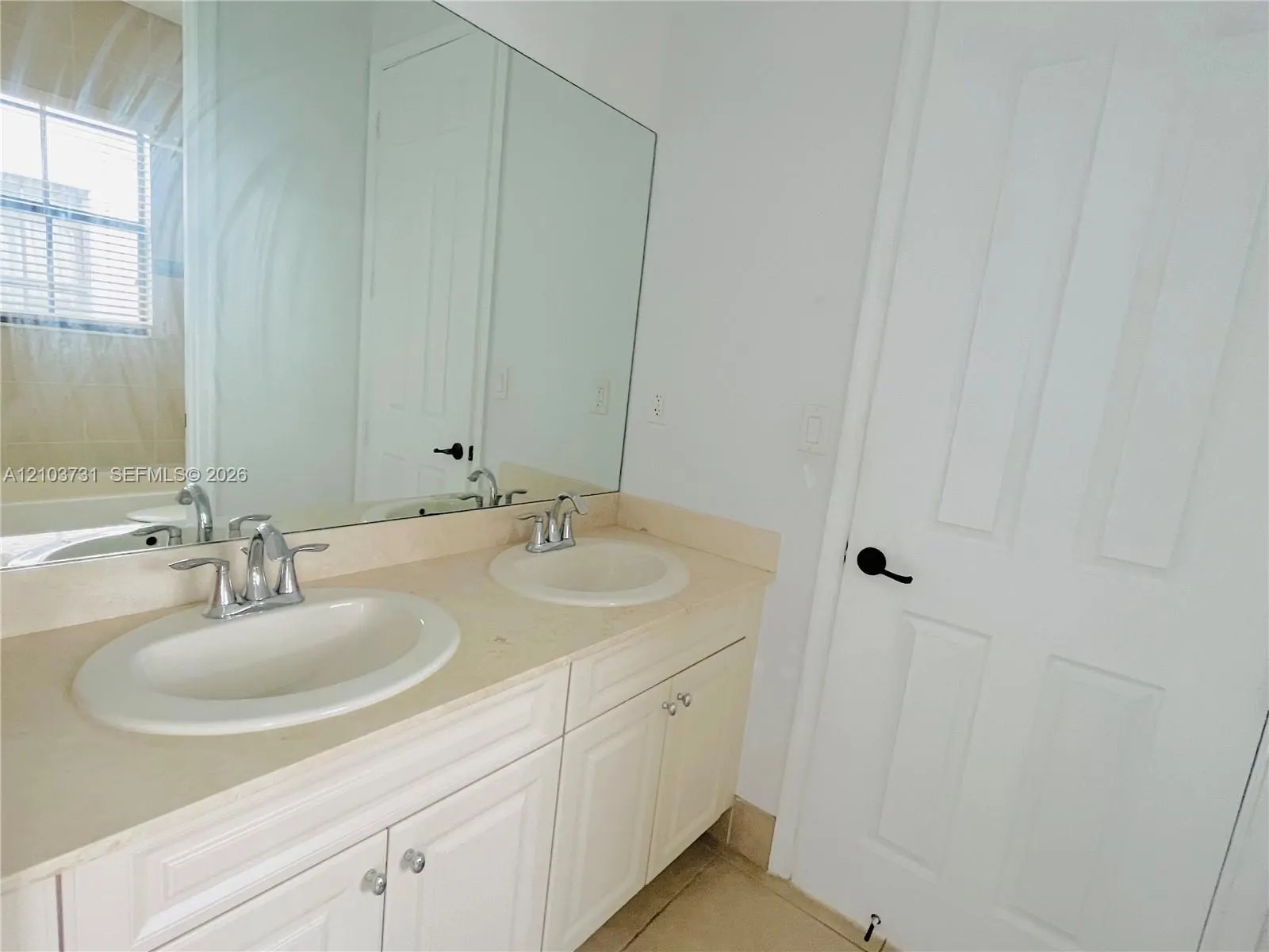 8377 NW 39th Court