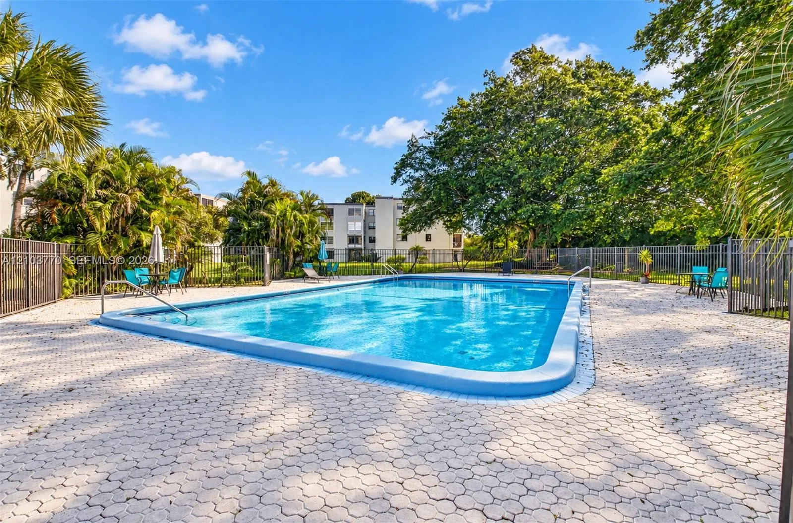 9440 SW 8th Street #309
