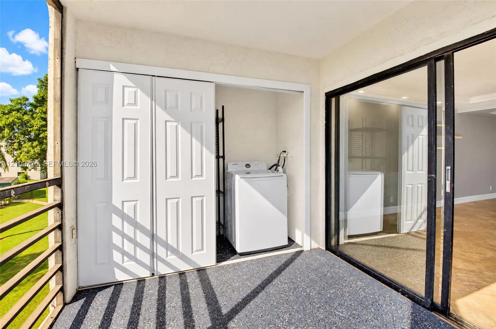 9440 SW 8th Street #309