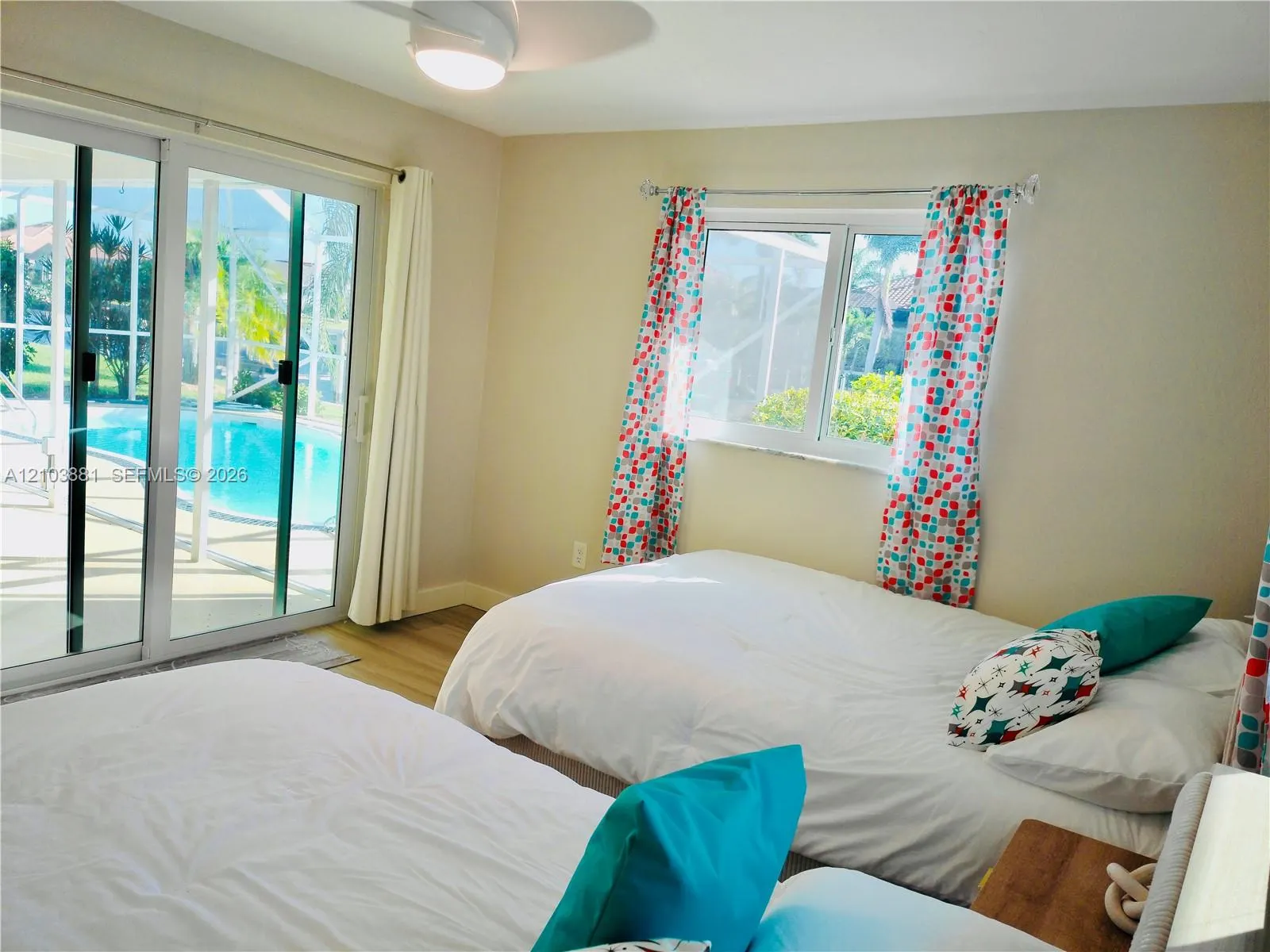 48 N Hibiscus Drive