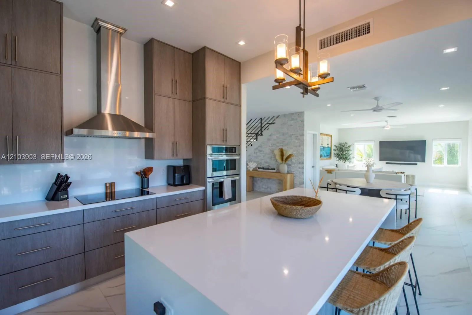 233 Sombrero Beach Road