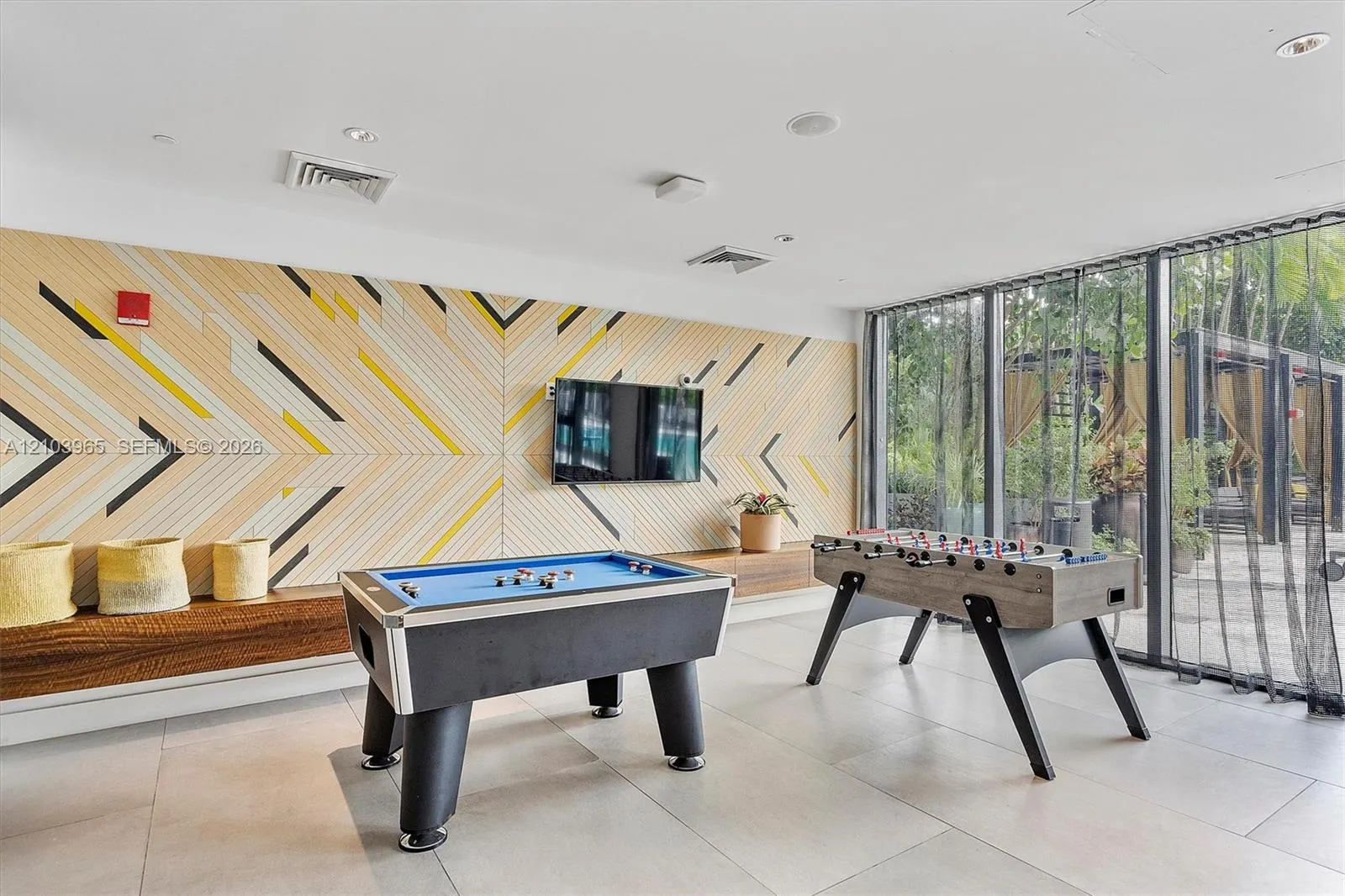 121 NE 34th Street #2904