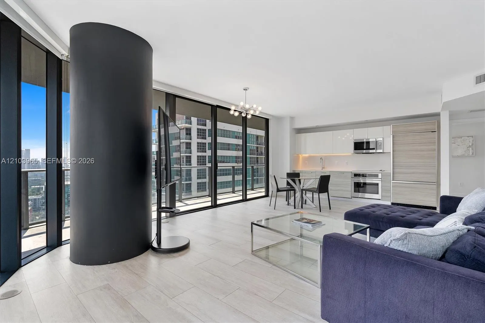 121 NE 34th Street #2904