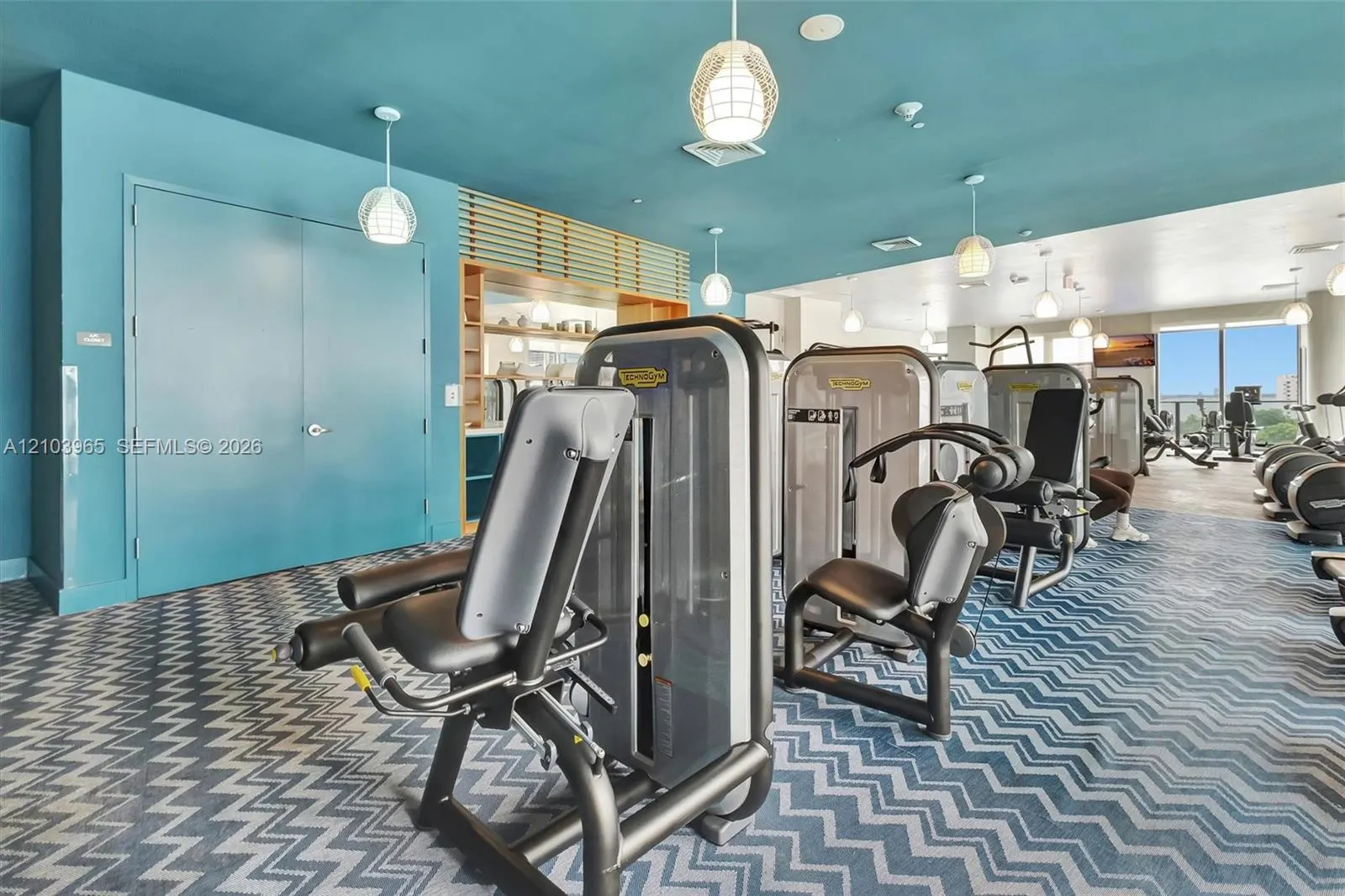 121 NE 34th Street #2904