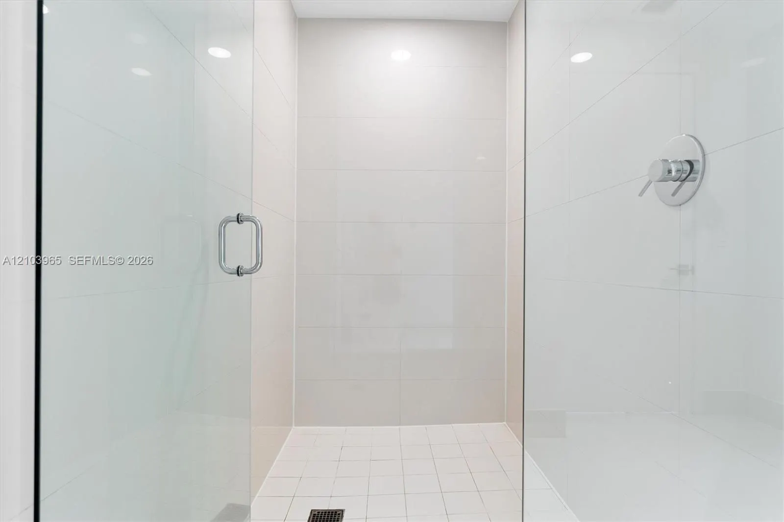 121 NE 34th Street #2904