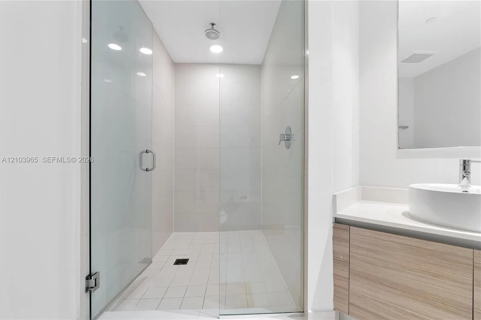 121 NE 34th Street #2904