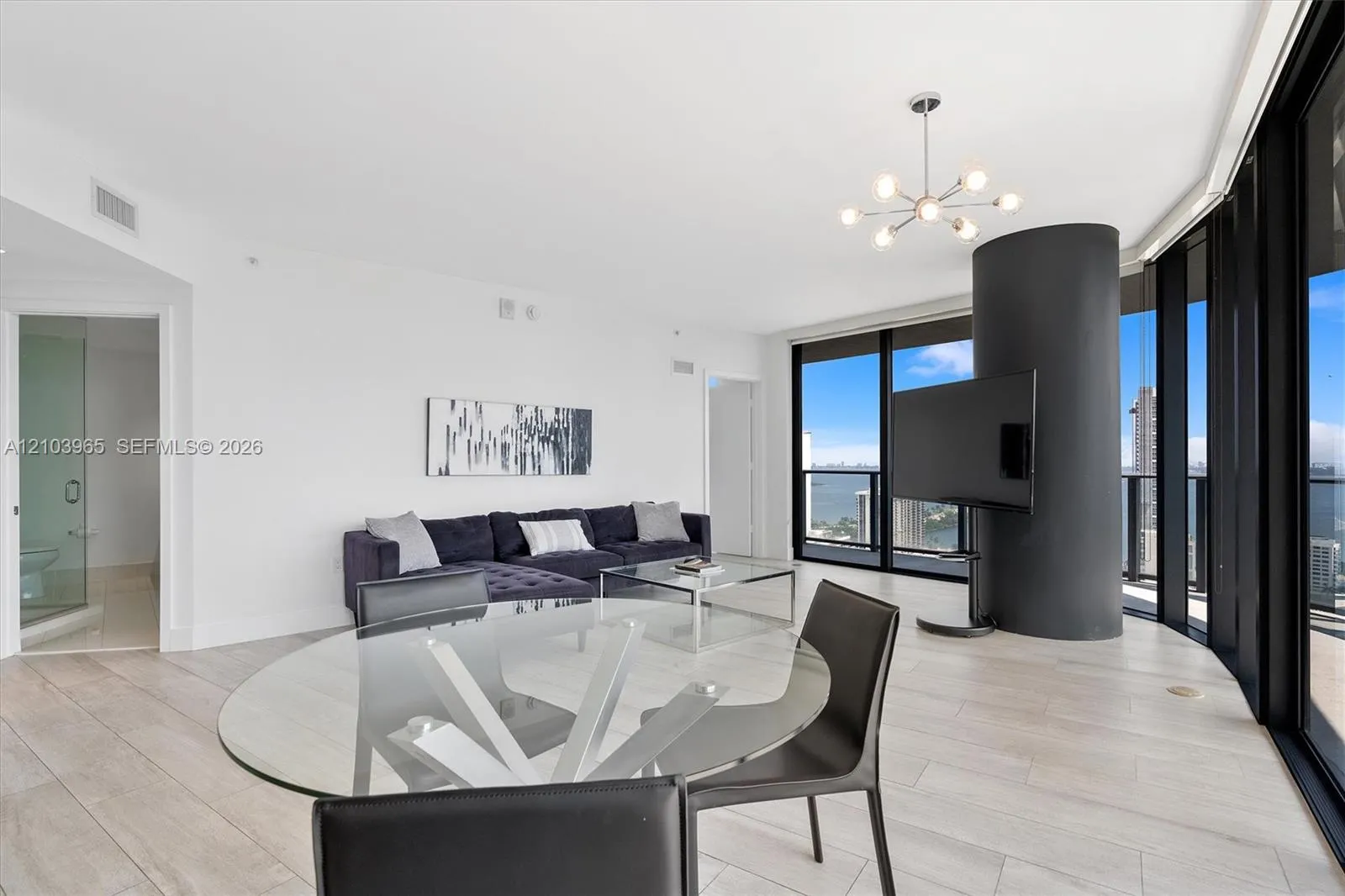 121 NE 34th Street #2904