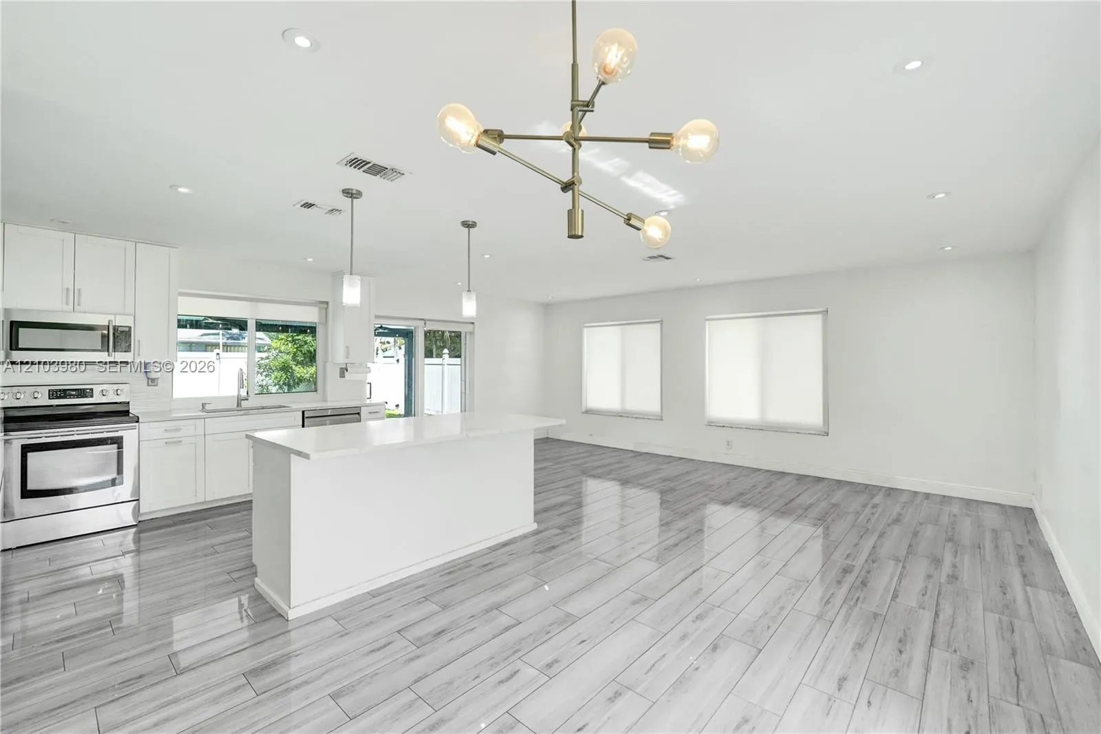 5505 SW 9th Street