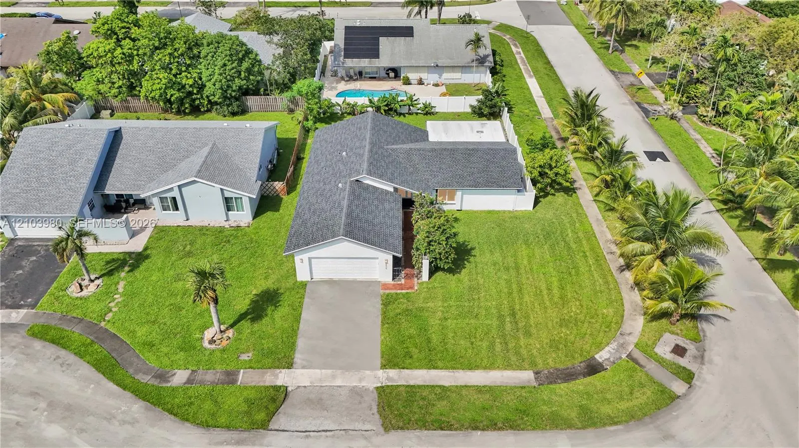 5505 SW 9th Street