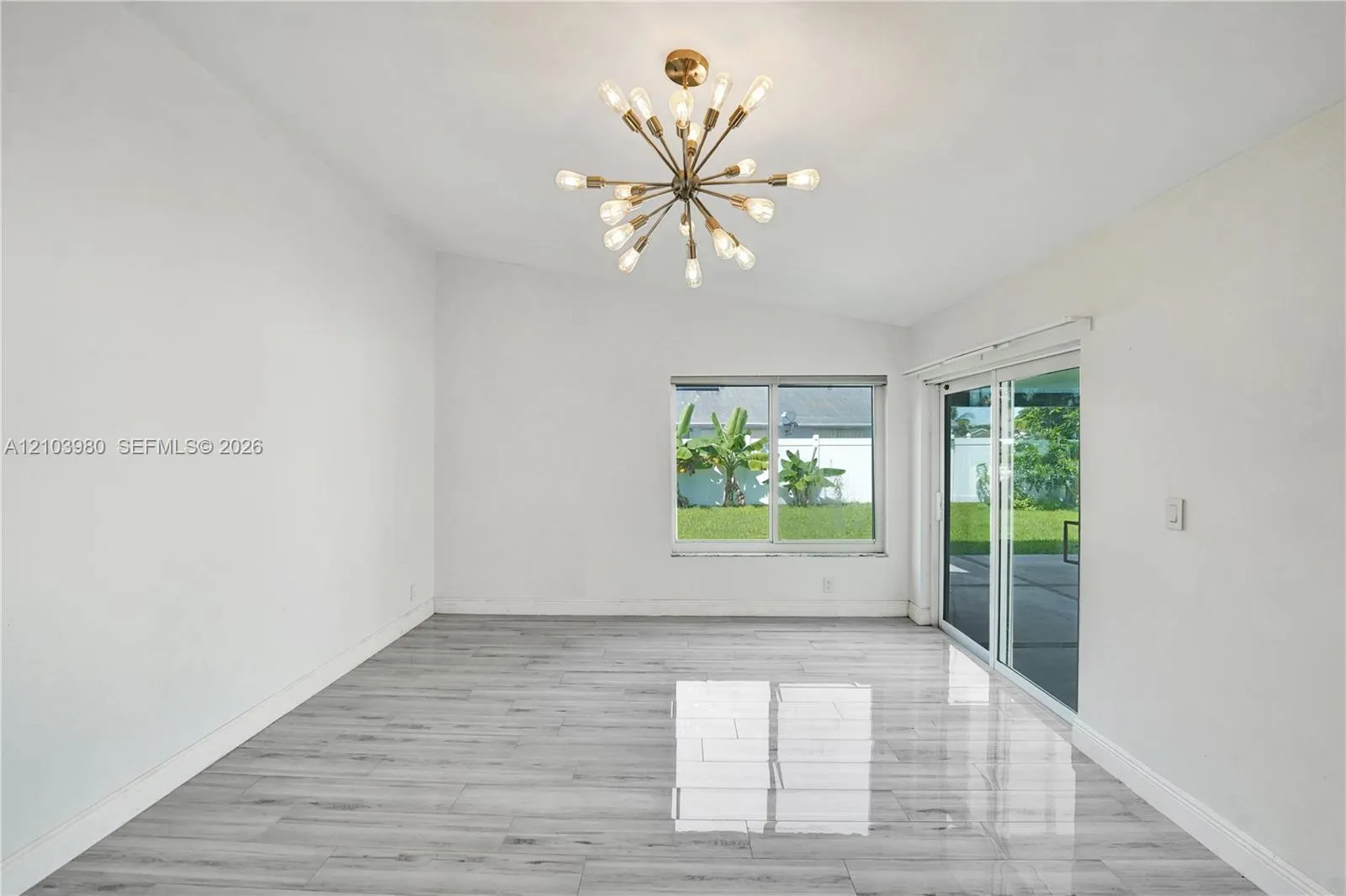 5505 SW 9th Street