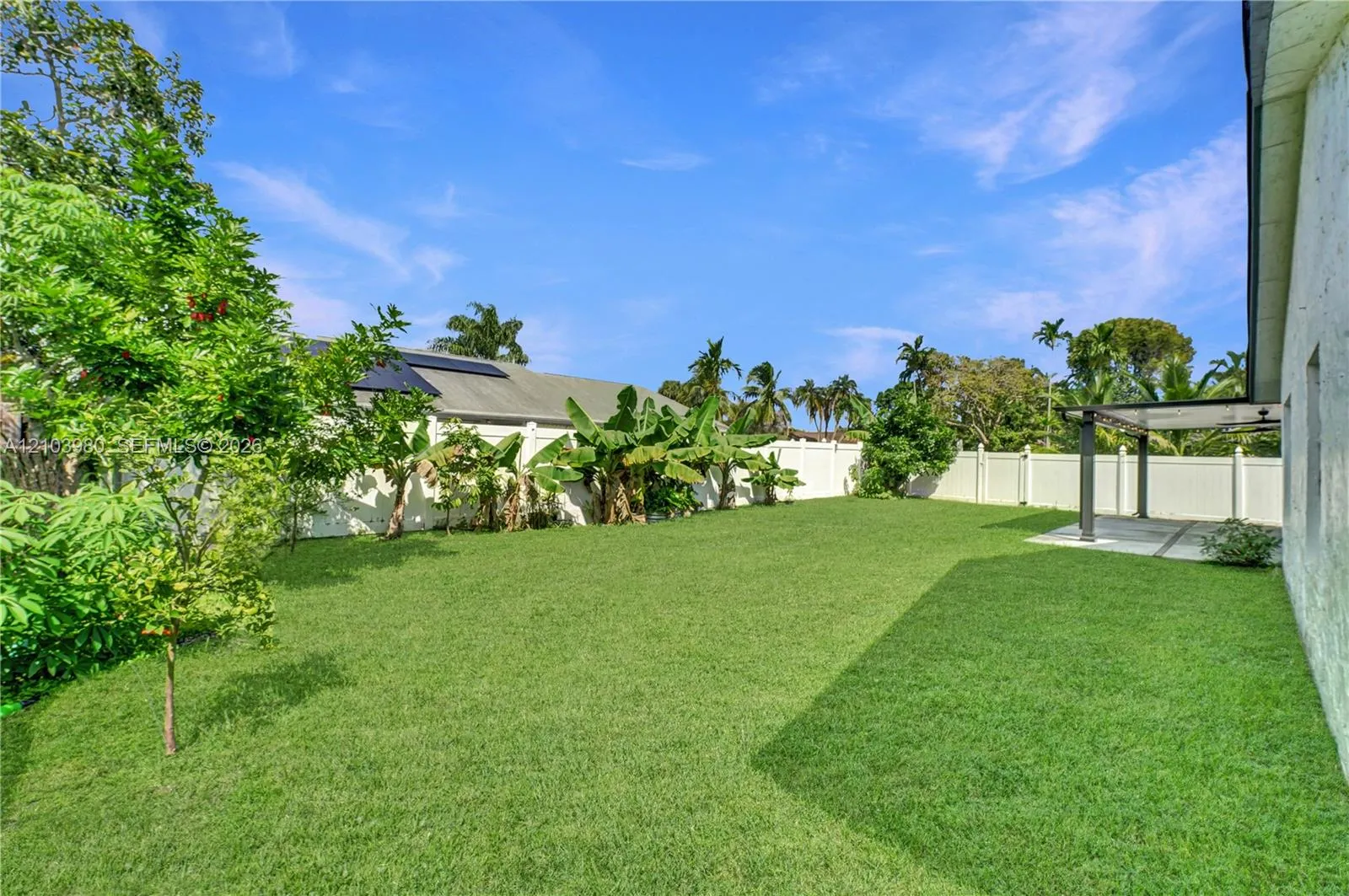 5505 SW 9th Street