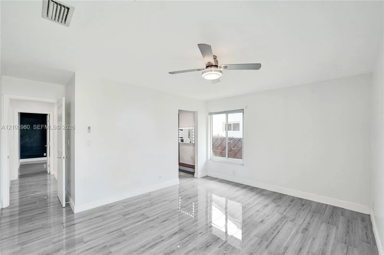 5505 SW 9th Street
