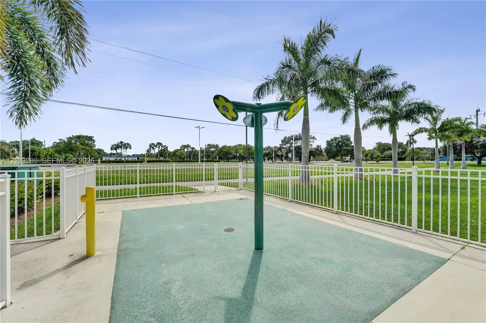 5505 SW 9th Street