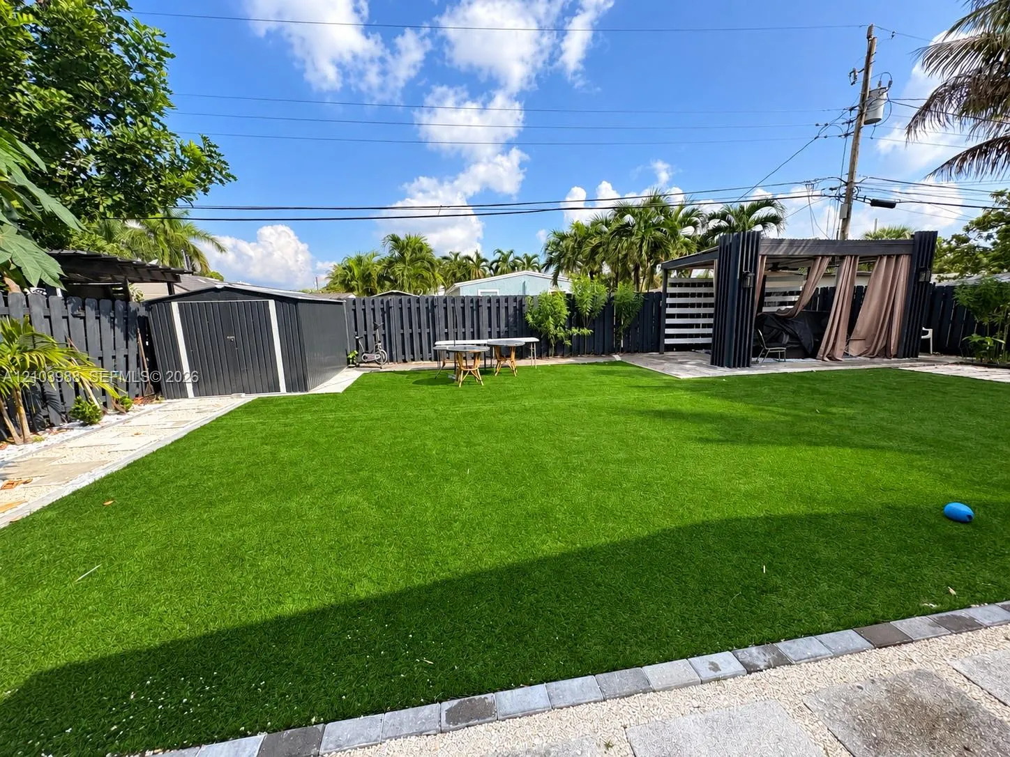 6115 Southgate Boulevard