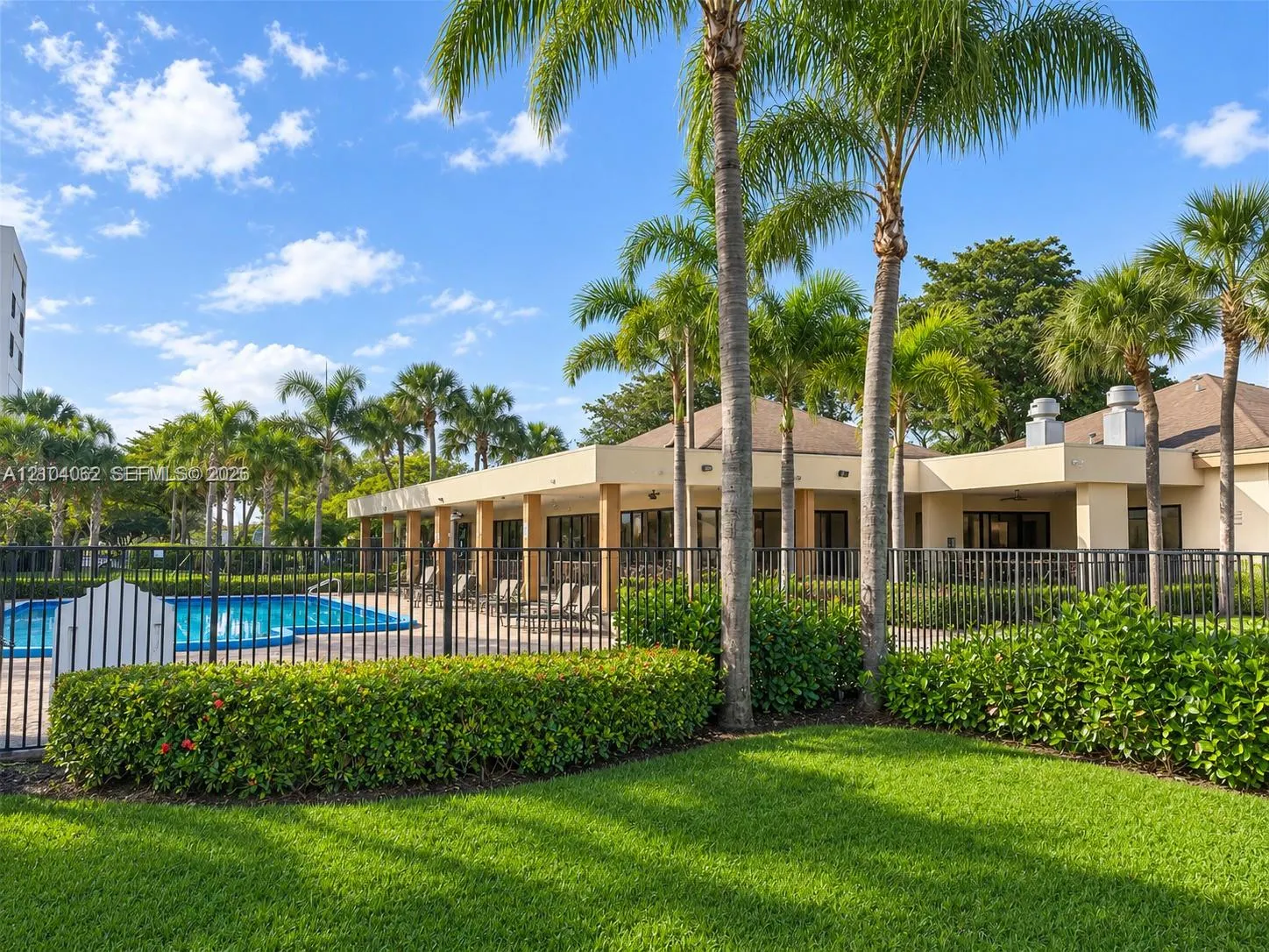 1258 S Military Trail #815