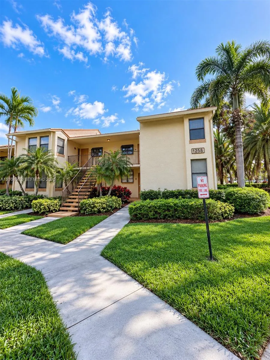 1258 S Military Trail #815
