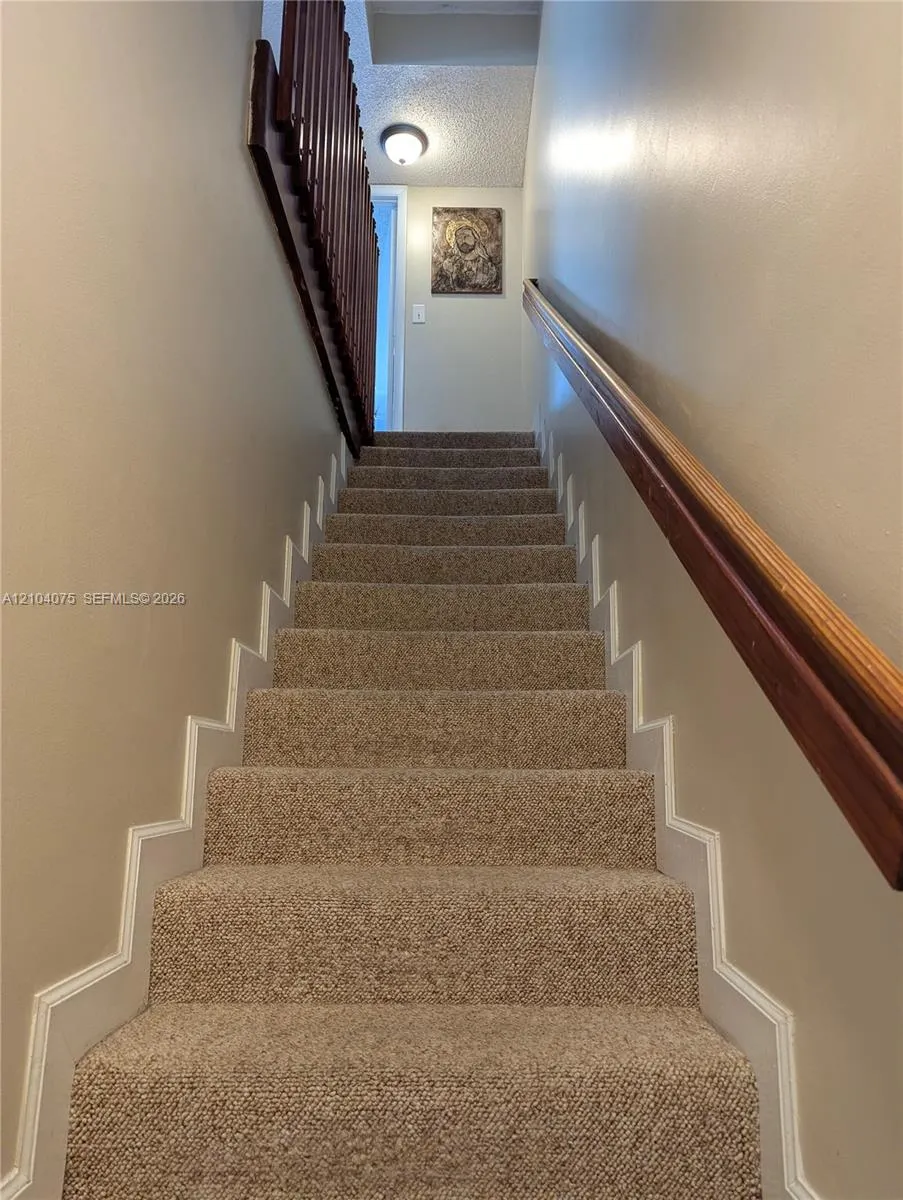 158 Riviera Circle #19-3