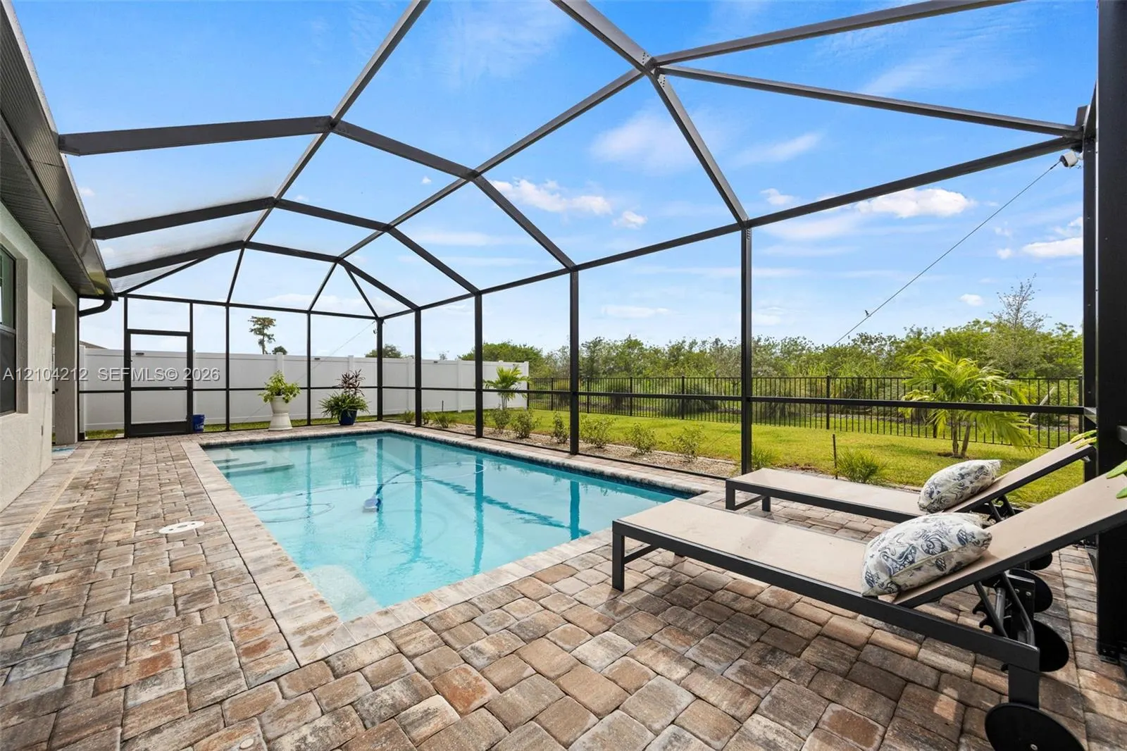 1213 Caloosa Cove Drive