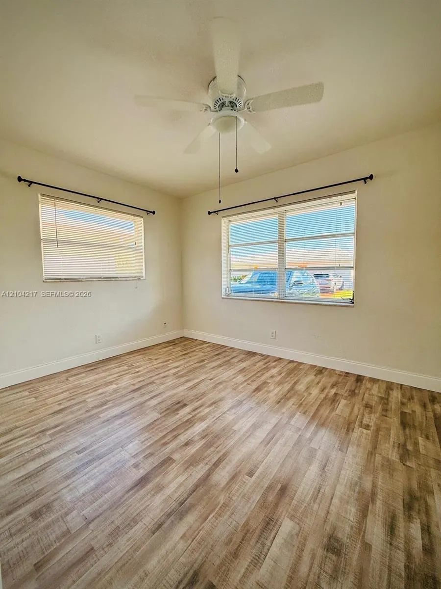 7105 NW 74th Place