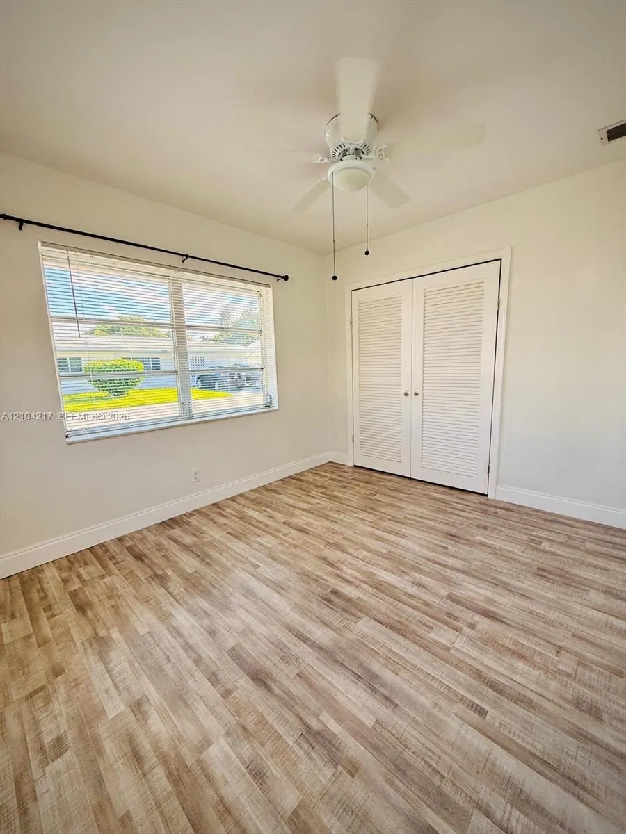 7105 NW 74th Place
