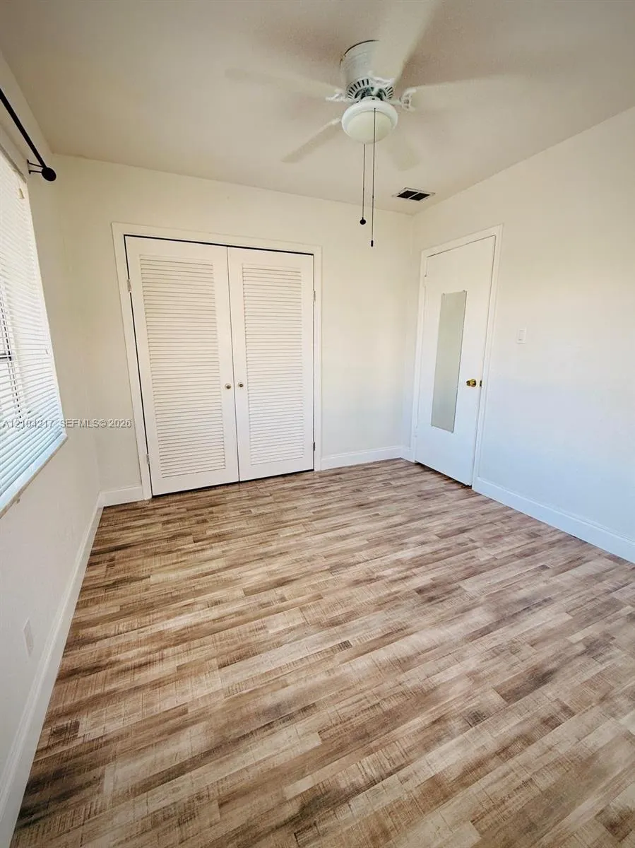 7105 NW 74th Place