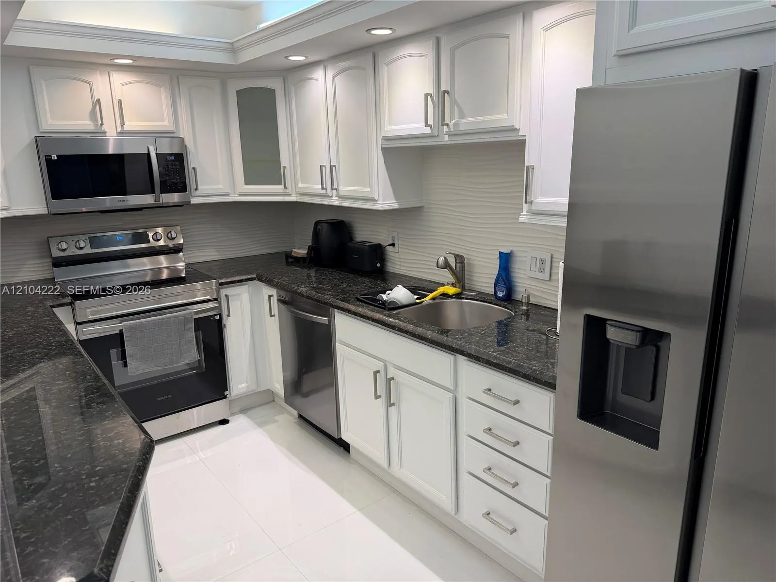 2851 S Ocean Boulevard #6 V