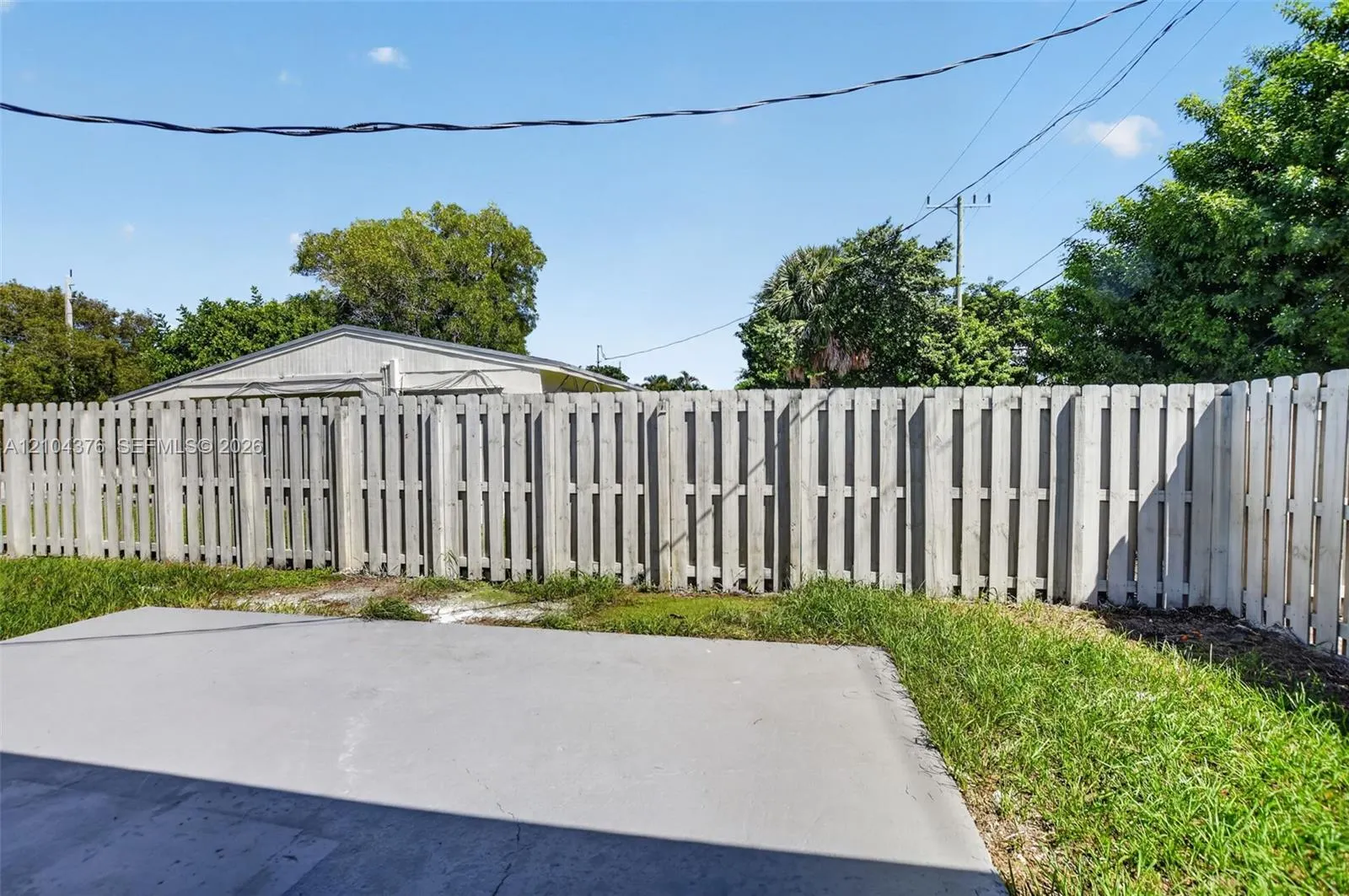 1000 SE 2nd Avenue