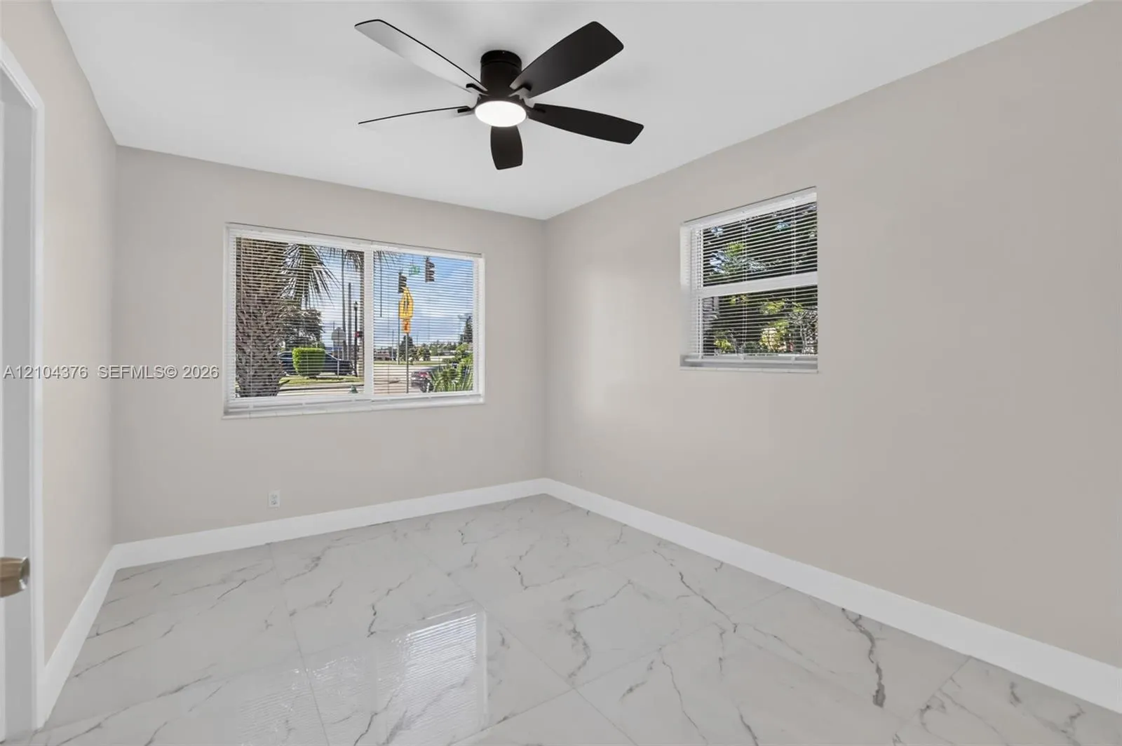 1000 SE 2nd Avenue