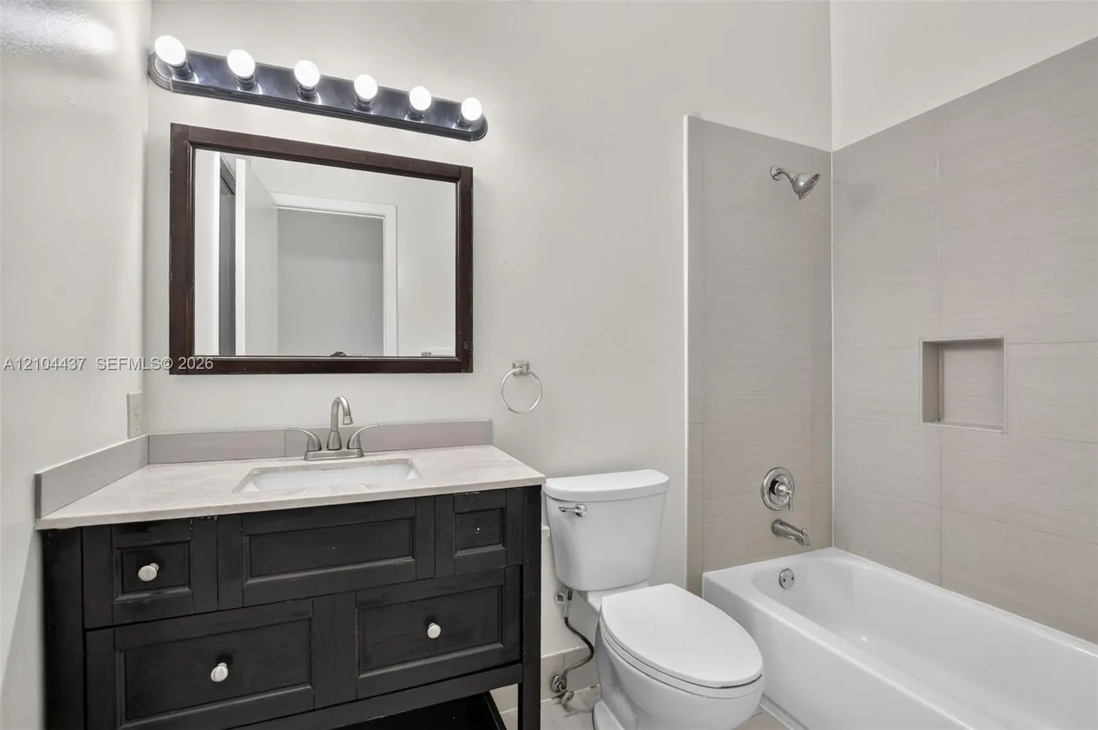 7690 Lago Del Mar Drive #407
