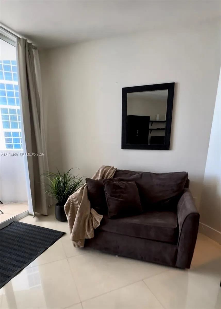 17375 Collins Avenue #1505