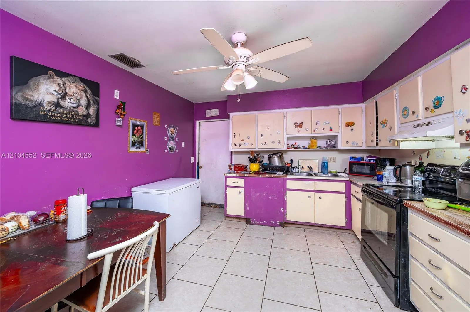 174 NE 14th Street