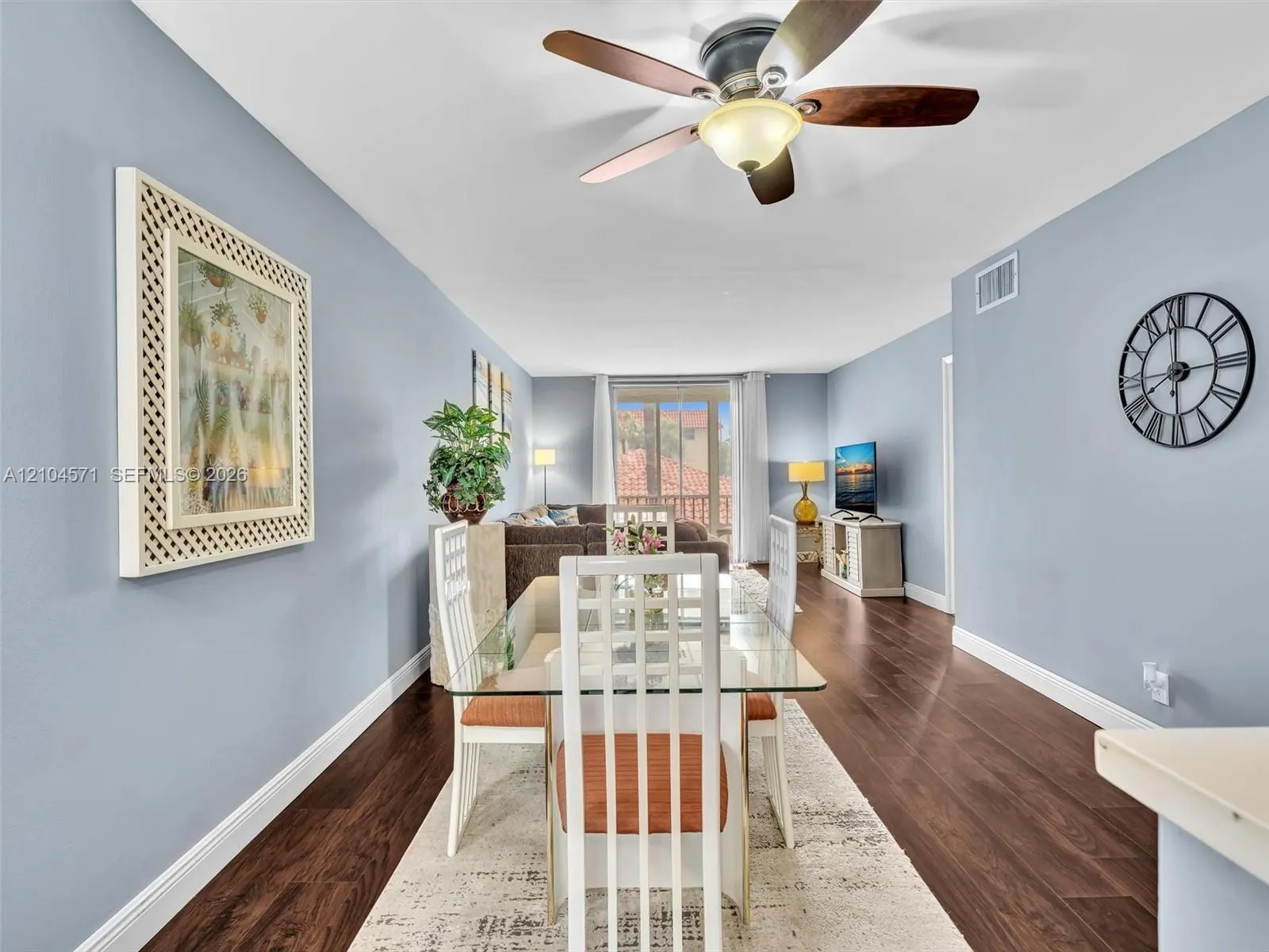 700 SE 6th Avenue #201