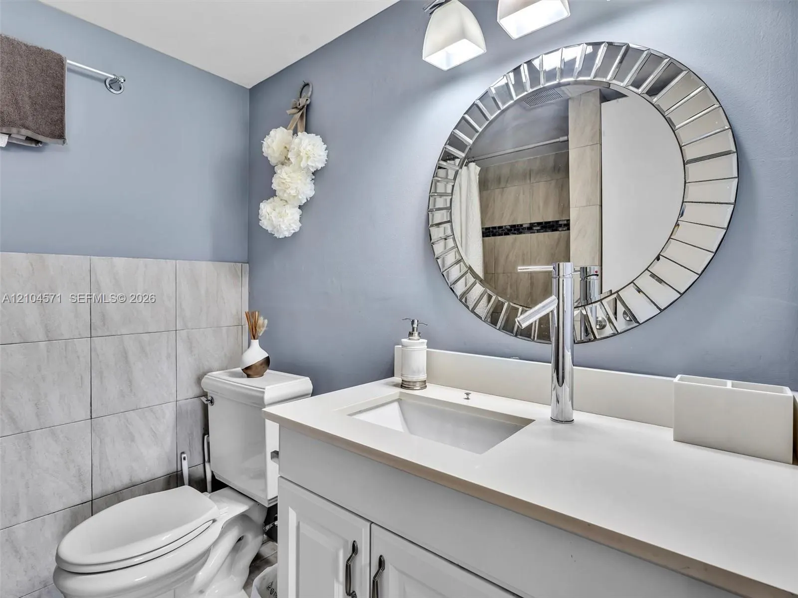 700 SE 6th Avenue #201