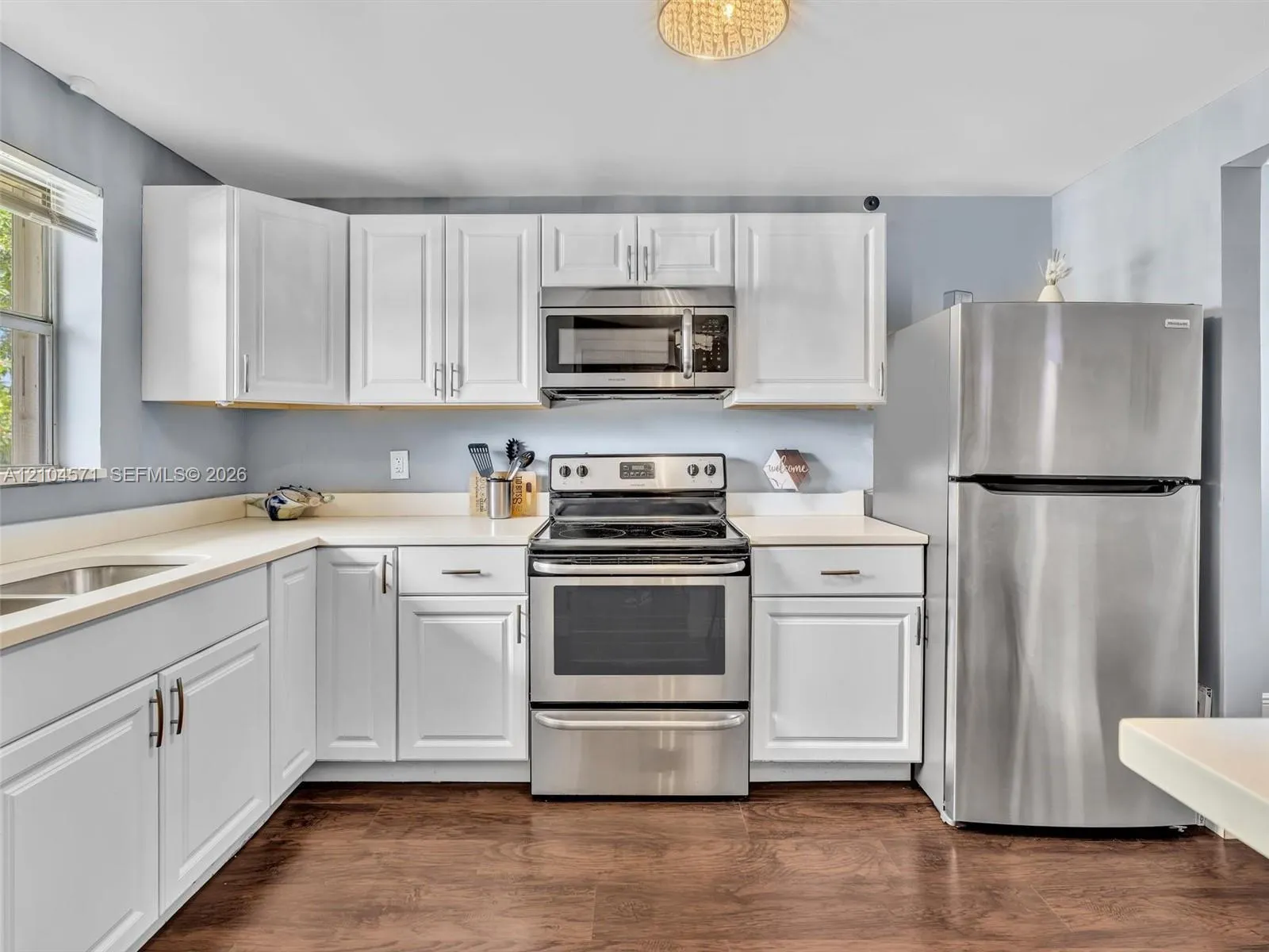 700 SE 6th Avenue #201