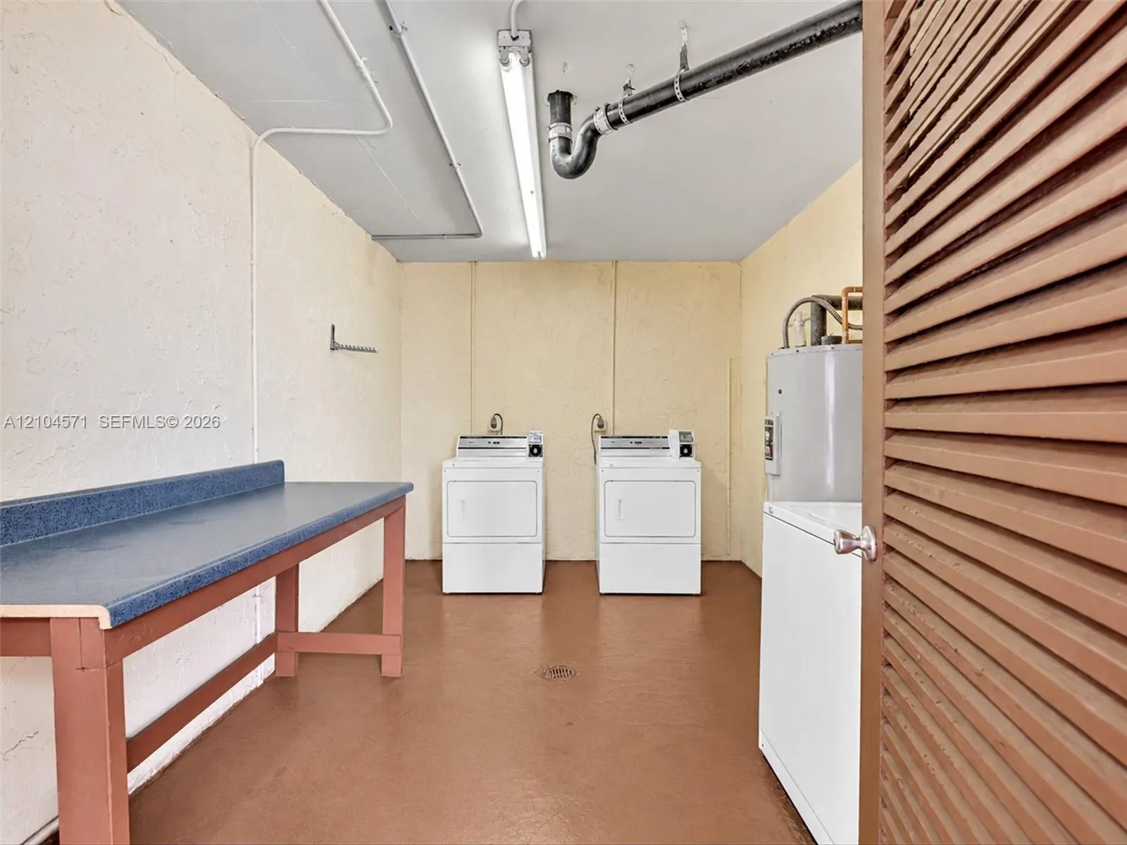 700 SE 6th Avenue #201