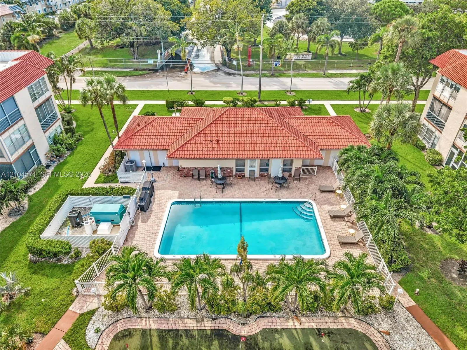 700 SE 6th Avenue #201