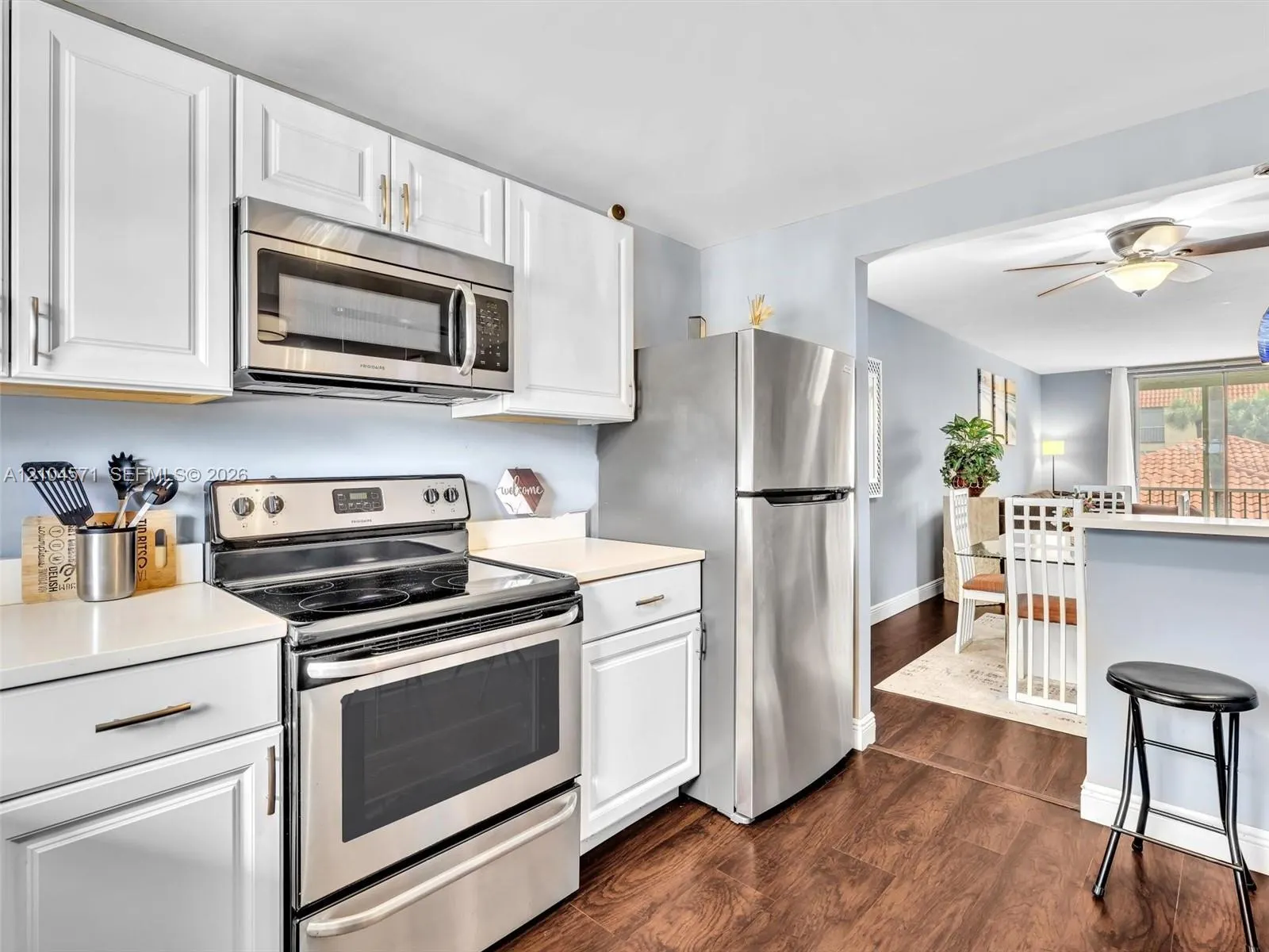 700 SE 6th Avenue #201