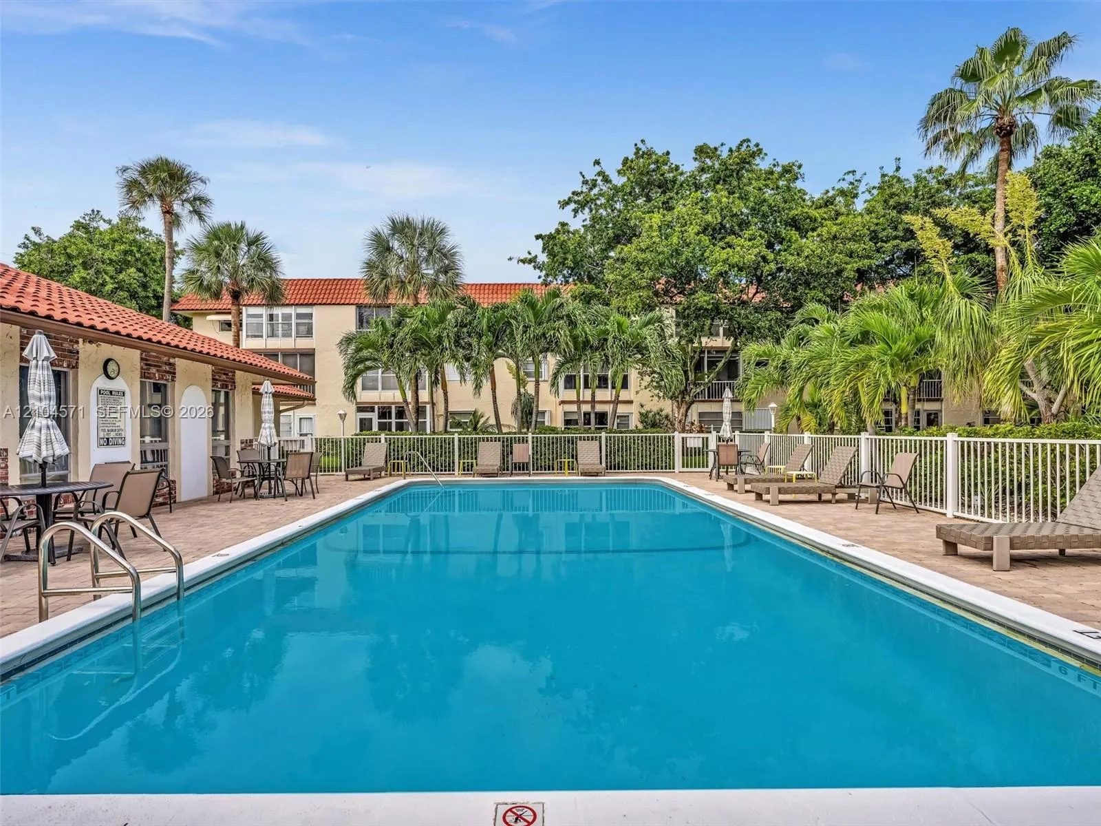 700 SE 6th Avenue #201