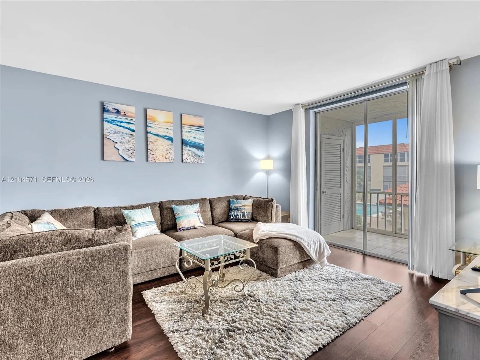 700 SE 6th Avenue #201