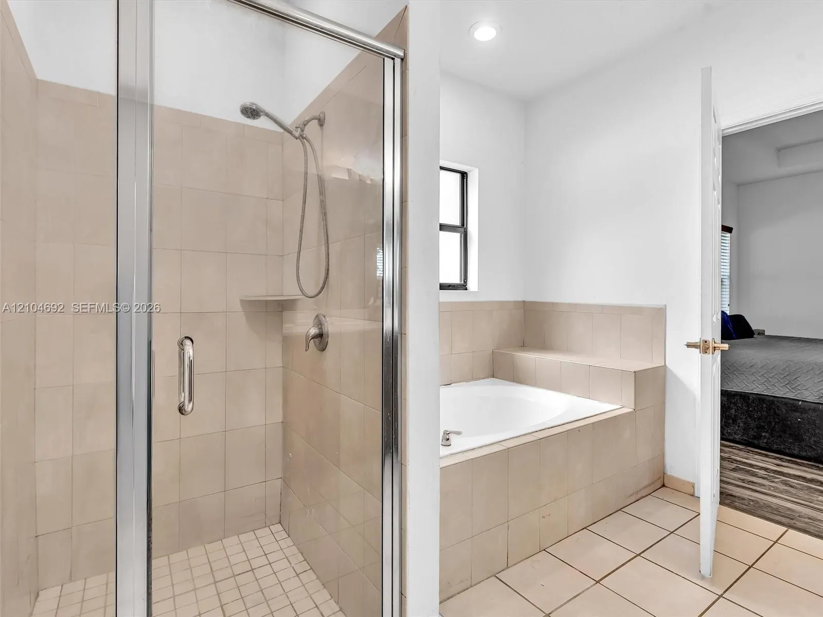 714 SE 37th Place