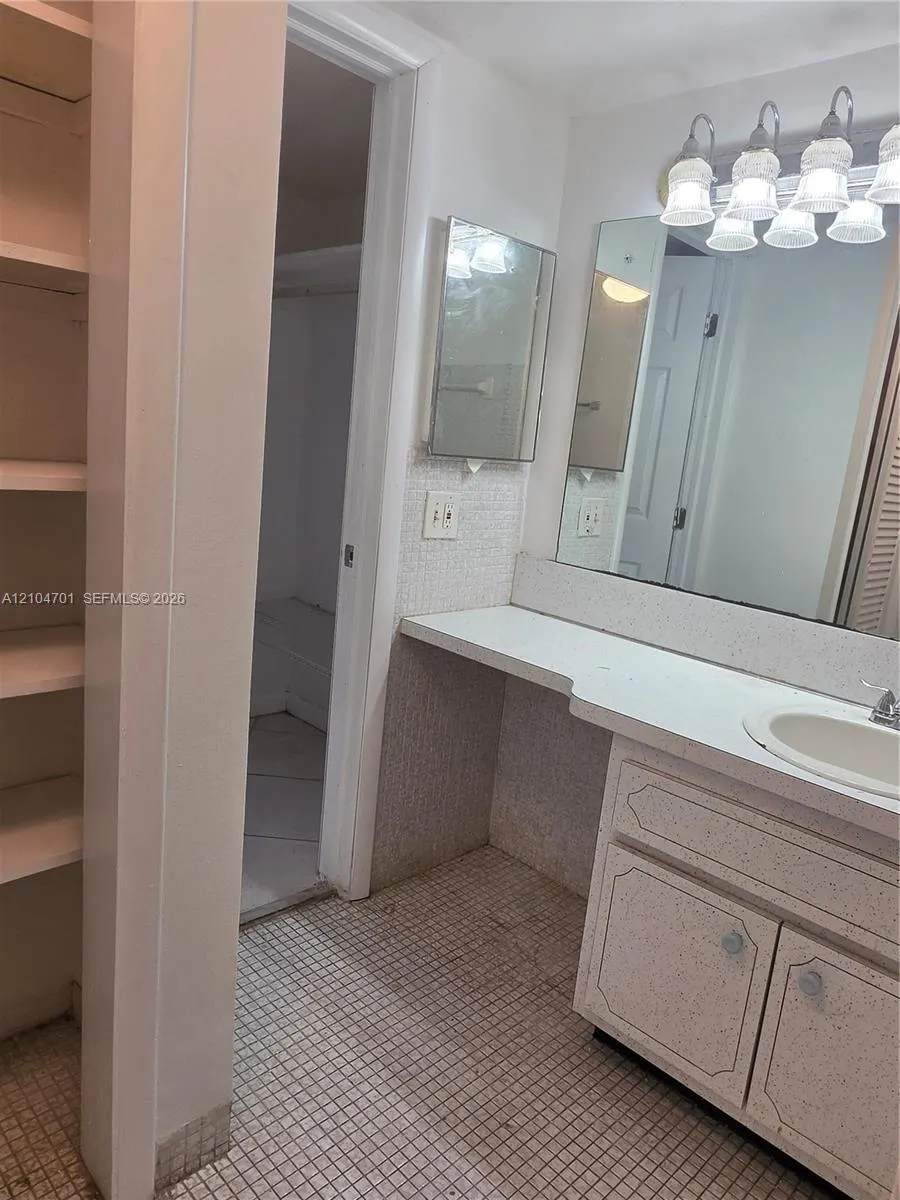16701 NE 14th Avenue #115