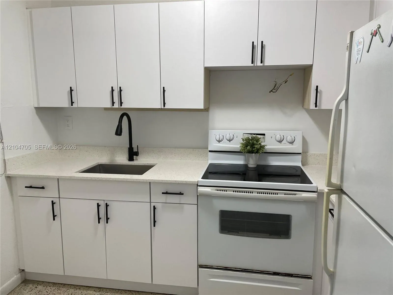 142 SW 18th Avenue #19