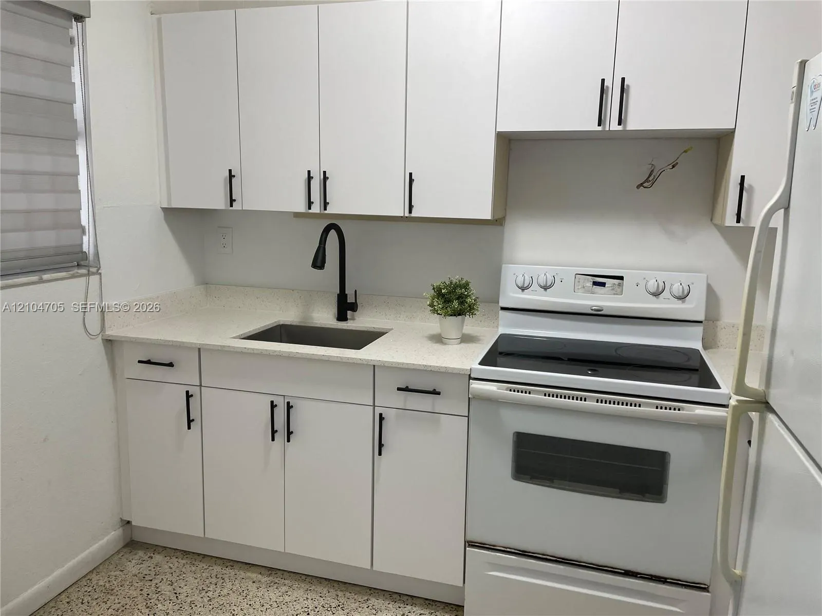 142 SW 18th Avenue #19