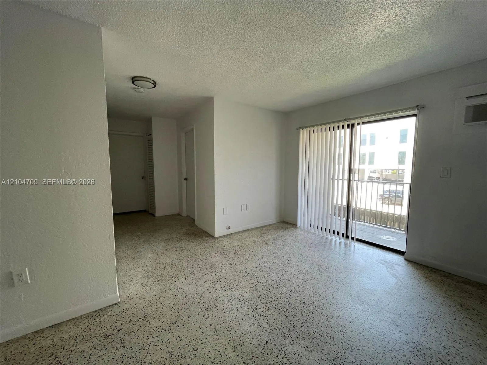 142 SW 18th Avenue #19