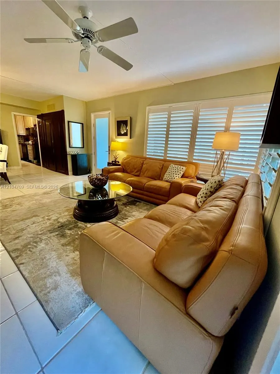 1507 S Ocean Boulevard ##4