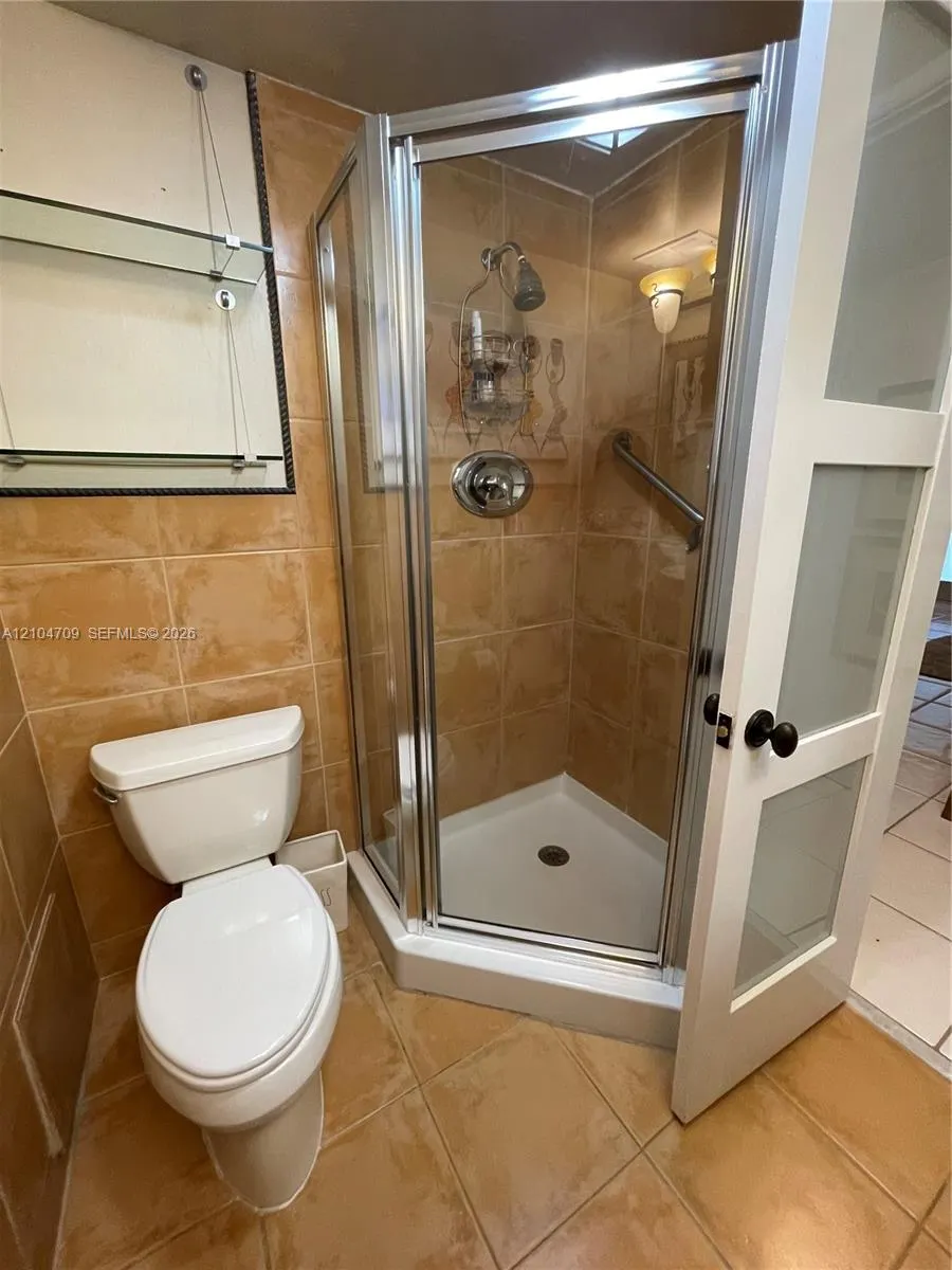 1507 S Ocean Boulevard ##4
